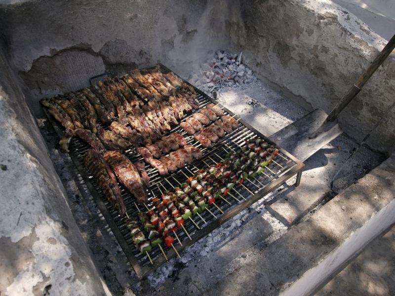 wings argentina lodge food barbeque