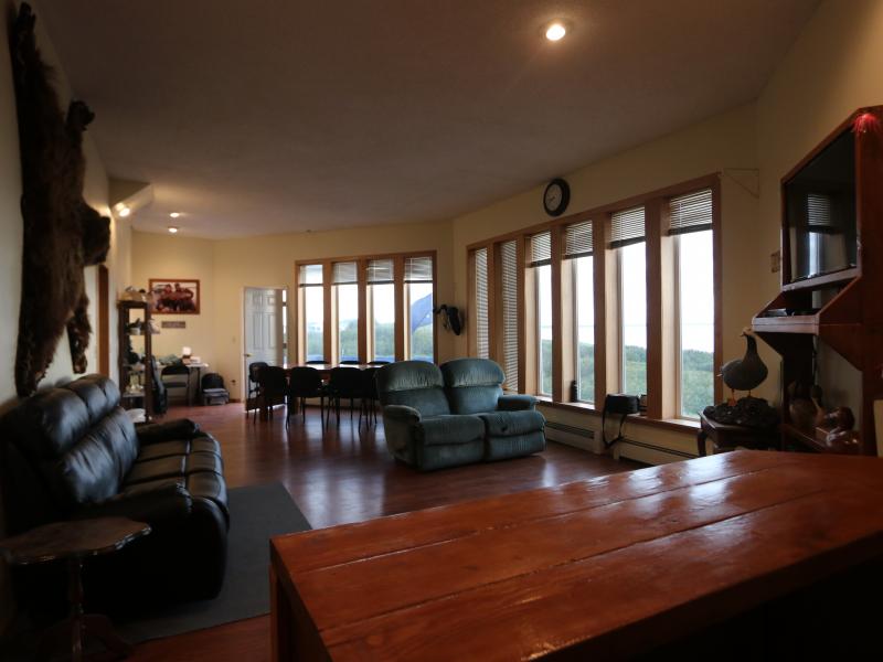 wings alaska lodge interior
