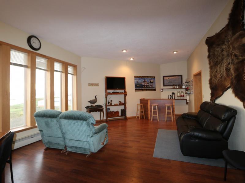 wings alaska lodge interior