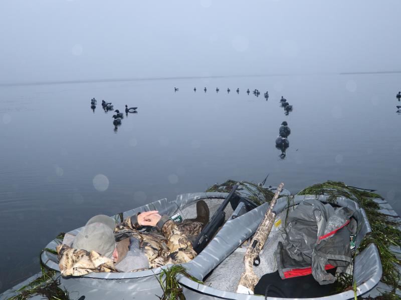 wings in alaska hunters in boats