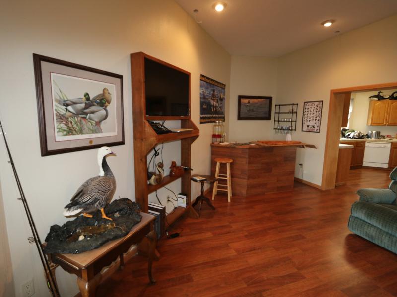 wings alaska lodge interior